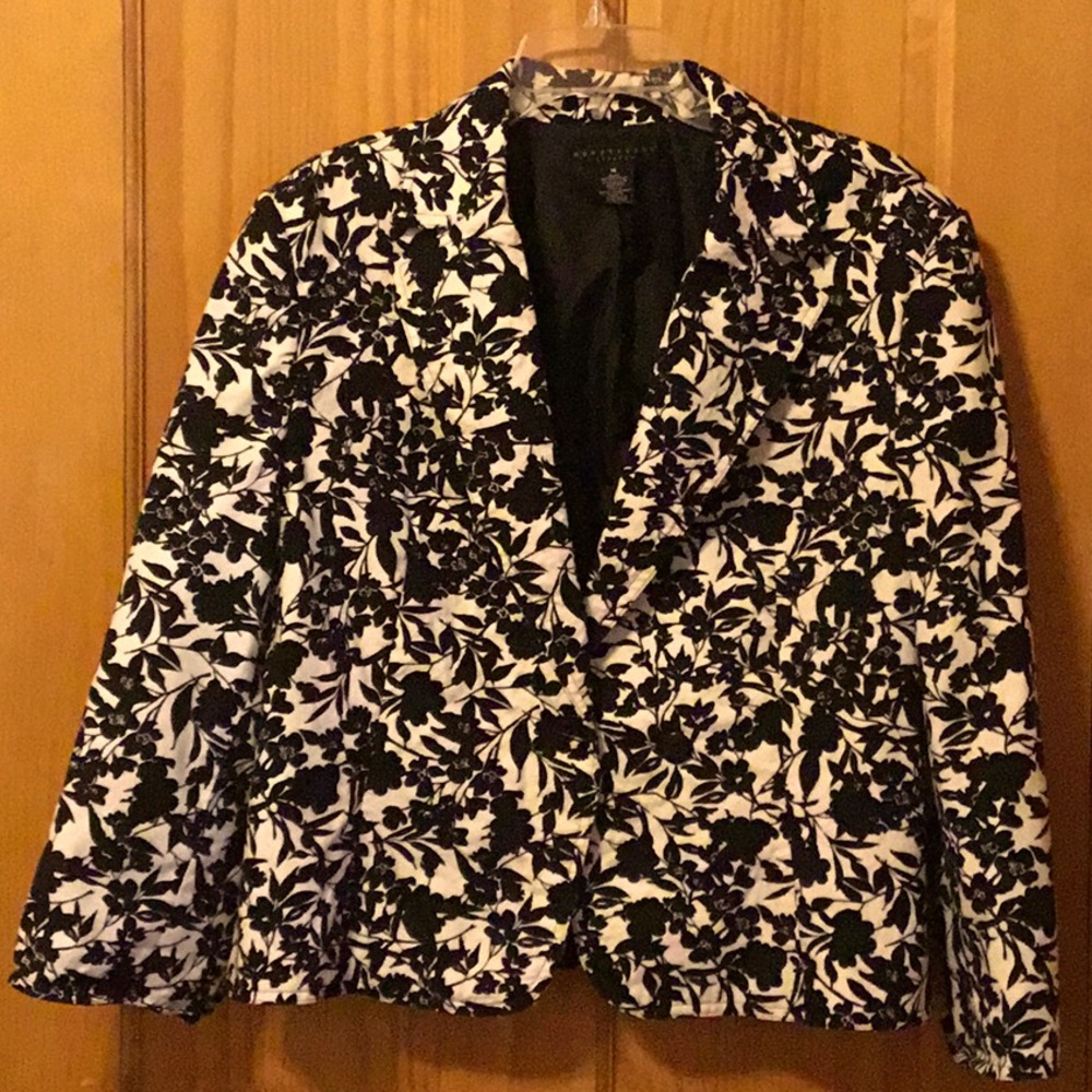 Apostrophe Flowered Jacket - image 1